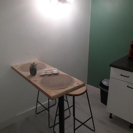 Joli Studio En Centre Ville Narbonne Bagian luar foto
