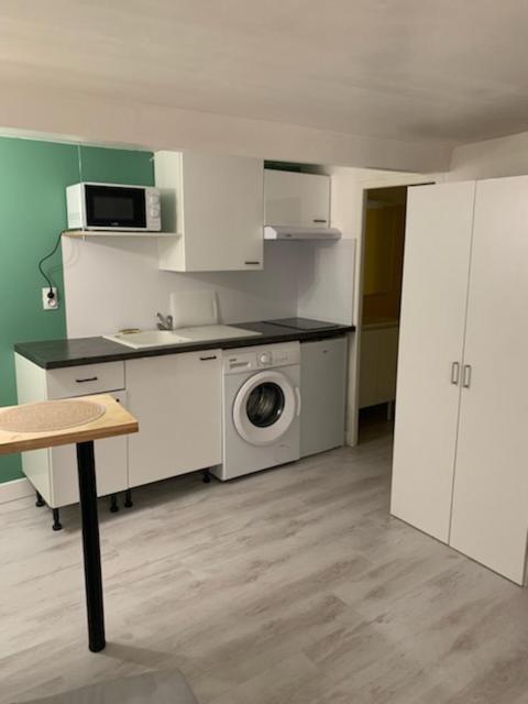 Joli Studio En Centre Ville Narbonne Bagian luar foto